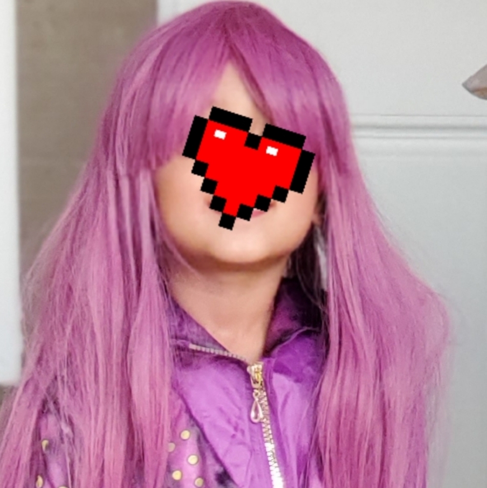 Descendants 2 Mal costume and wig